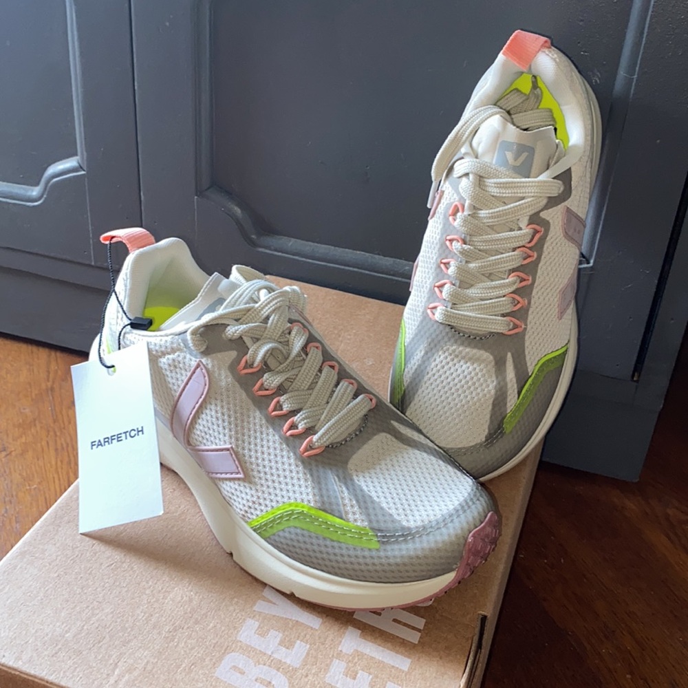 VEJA Beak Condor 2 Alveomesh Running Shoes Natural Babe Women’s EU36 US5 NWT NIB